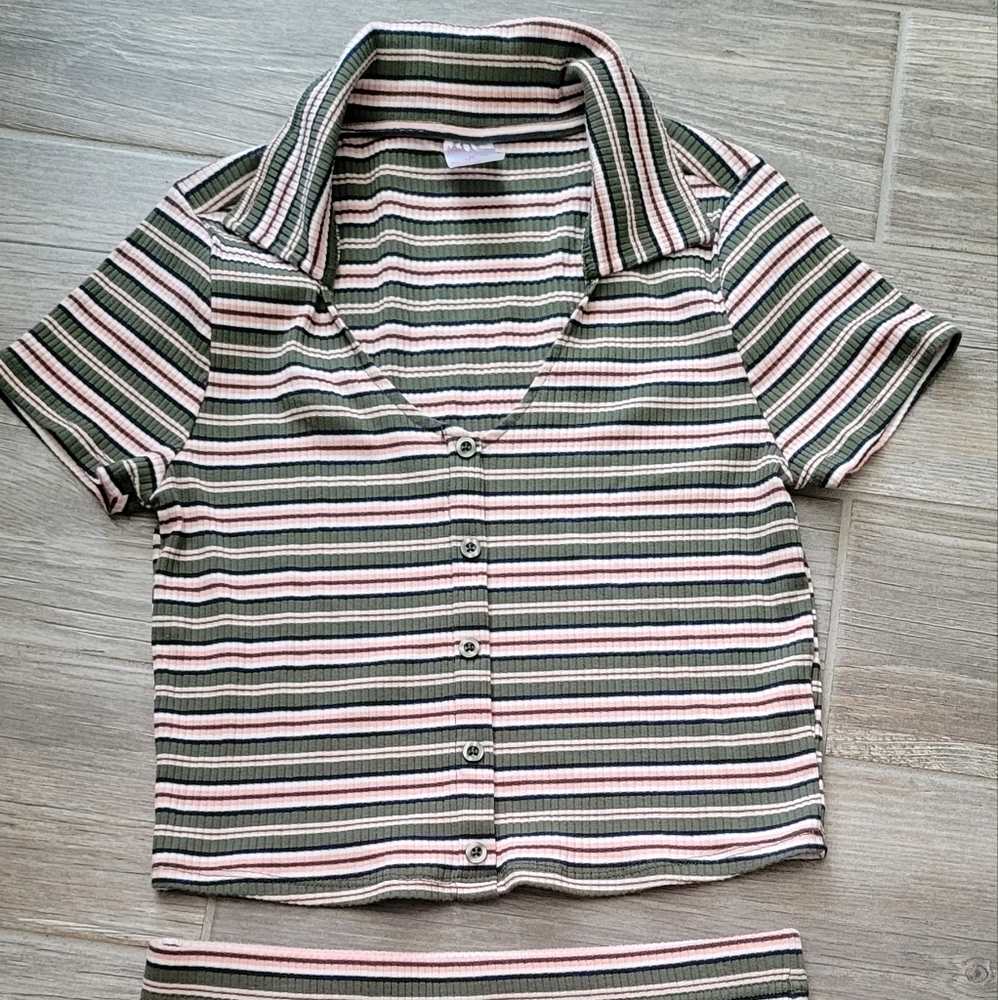 Juniors 2 piece skirt set